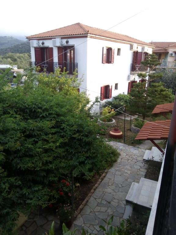 Magdalini Studio, Anaxos