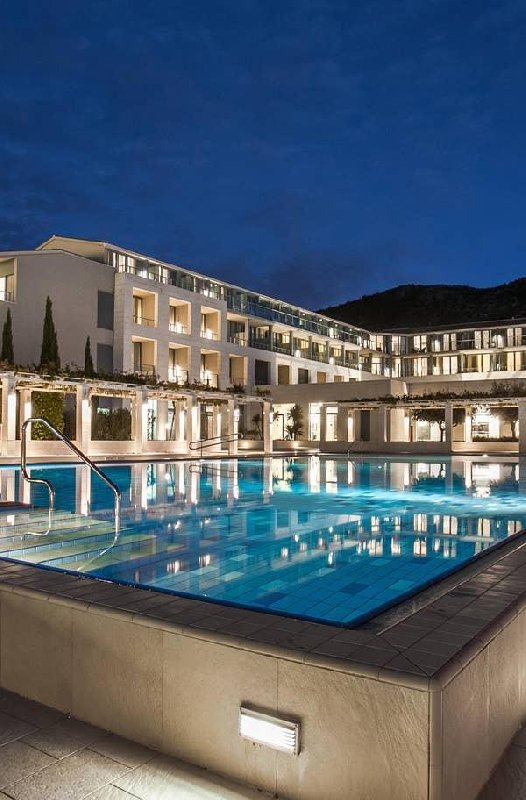 Admiral Slano Hotel