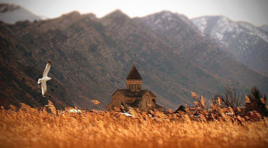GEORGIA - Comorile Caucazului si Drumul Vinului
